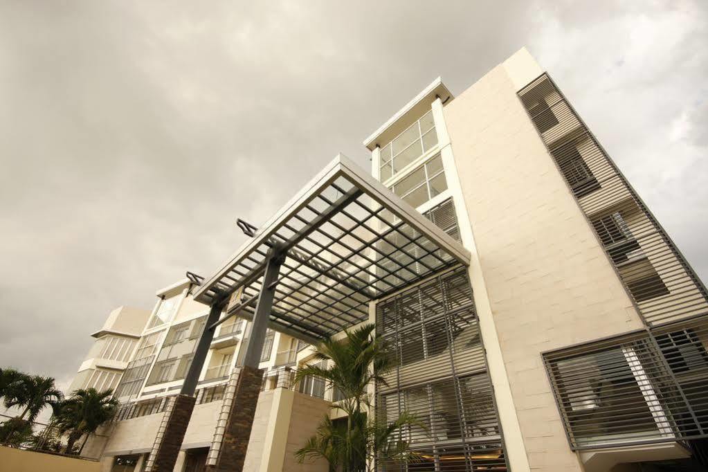 The Avenue Plaza Hotel Naga  Exteriör bild